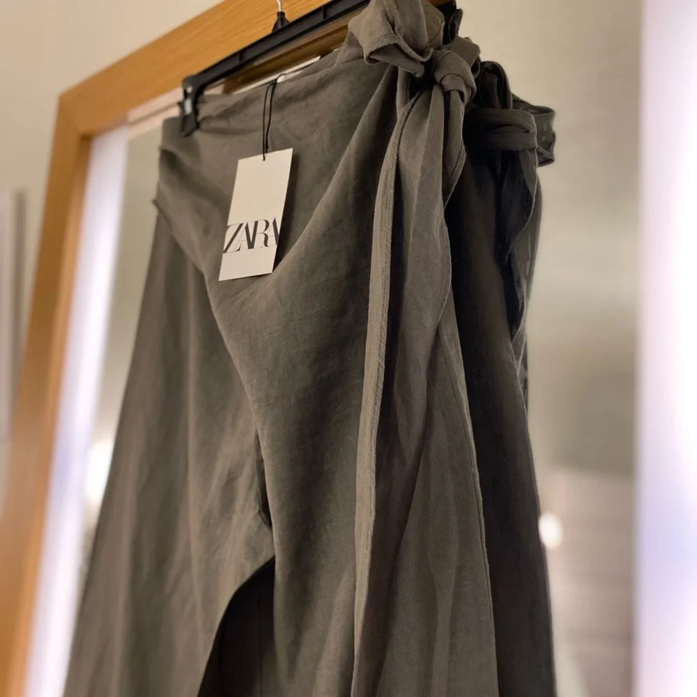 Zara Olive Green Wide-Leg Wrap Pants
